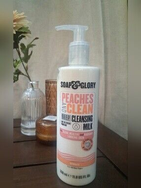 Soap & Glory Peaches & Clean Deep Cleansing Milk (350ml) - Hydrating